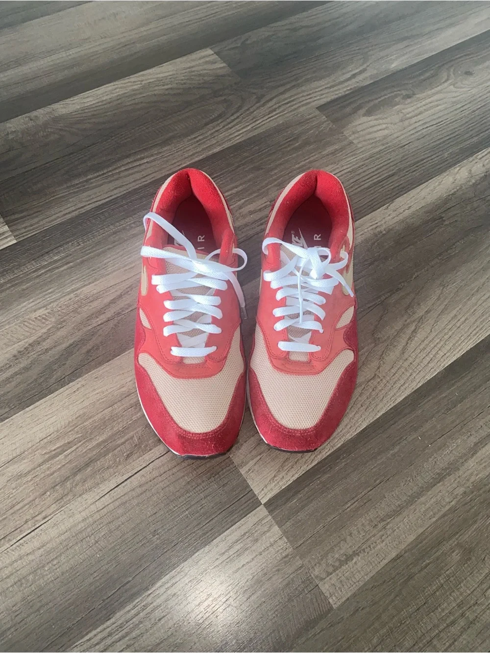 Nike Red and Cream Men's Casual Sneakers
